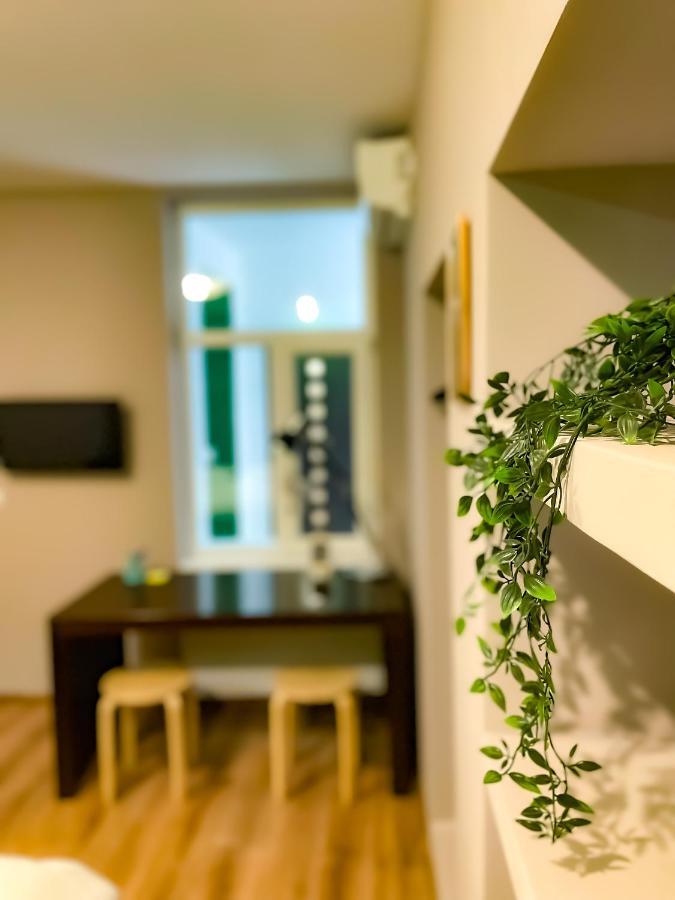 布加勒斯特Cool Flat With Hot Tub In The Old Town公寓 外观 照片